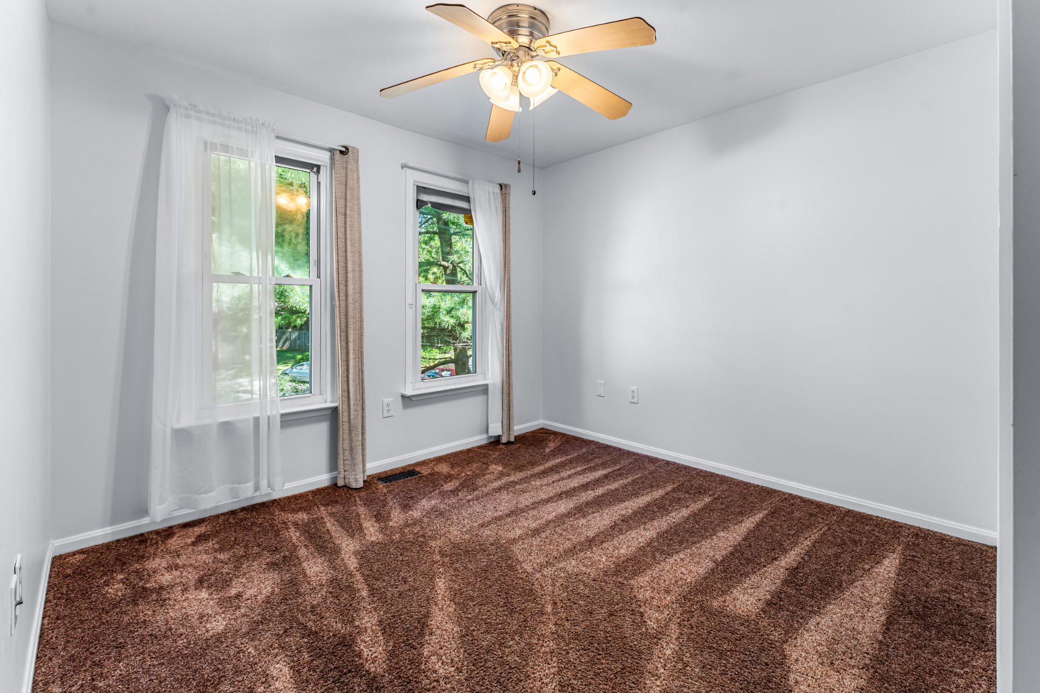 12033 EAGLEWOOD