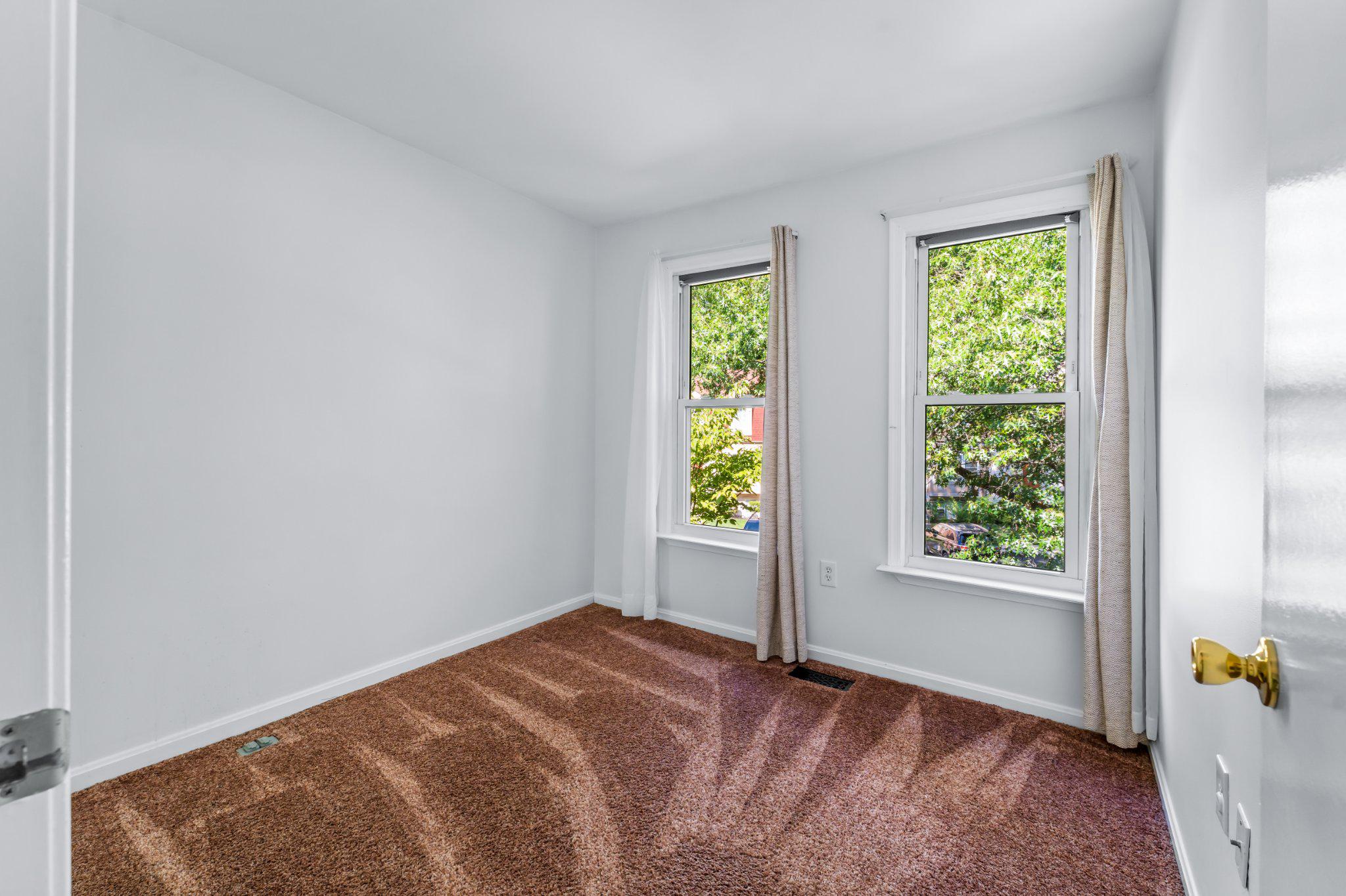 12033 EAGLEWOOD