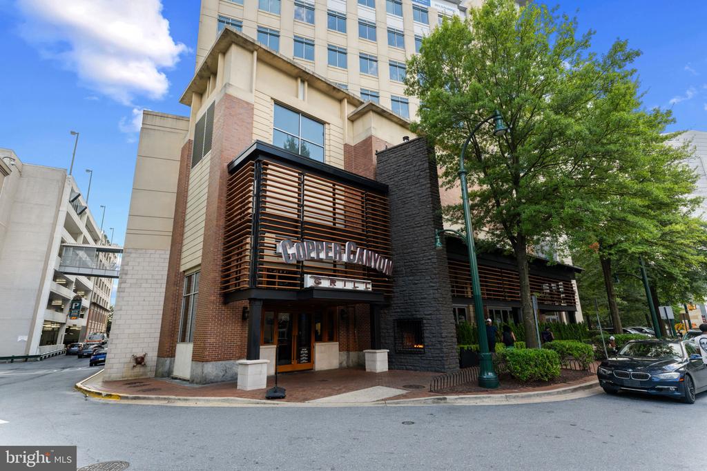 930 WAYNE AVENUE Unit: 610