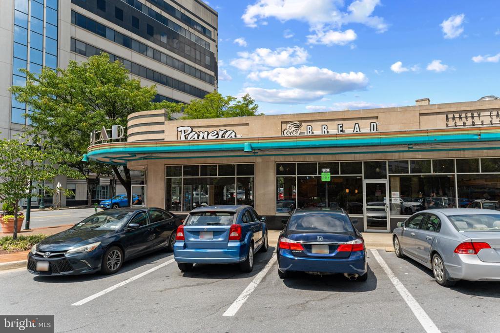 930 WAYNE AVENUE Unit: 610