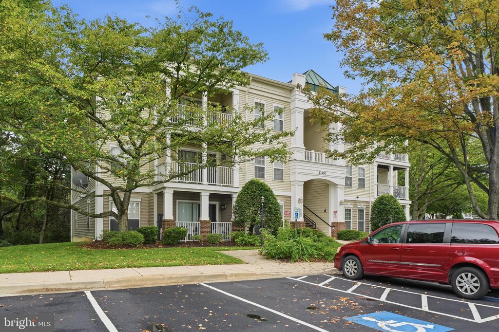 13300 KILMARNOCK WAY Unit: 7-F