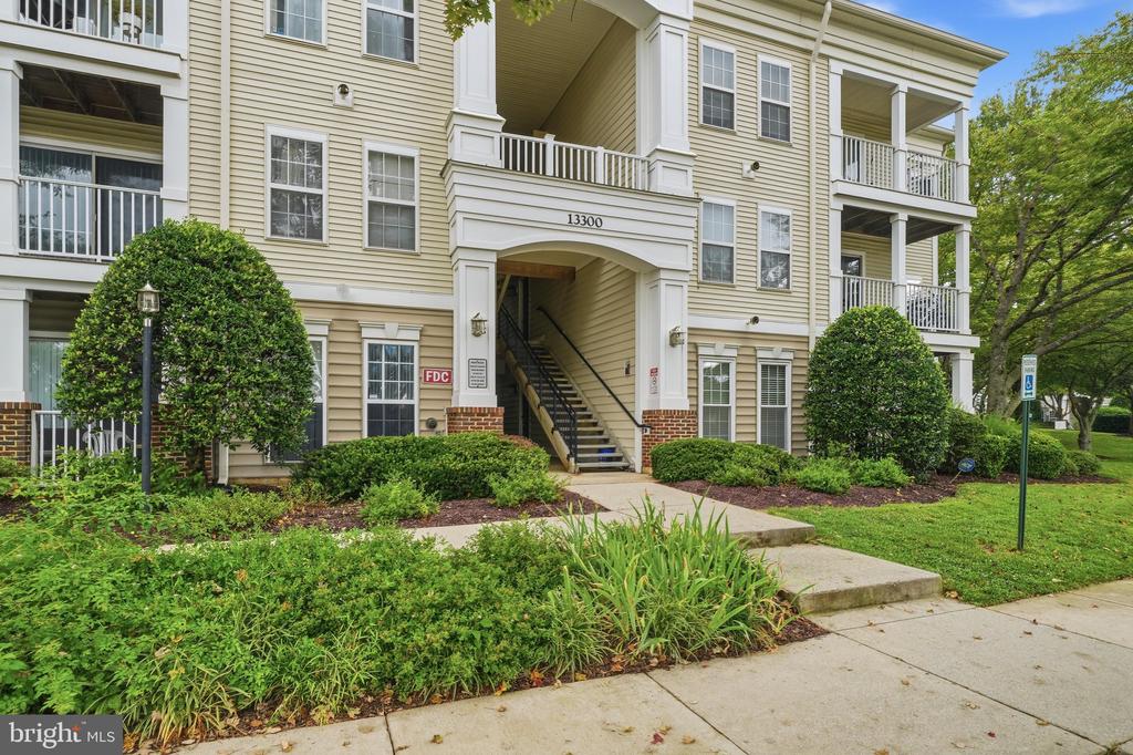 13300 KILMARNOCK WAY Unit: 7-F