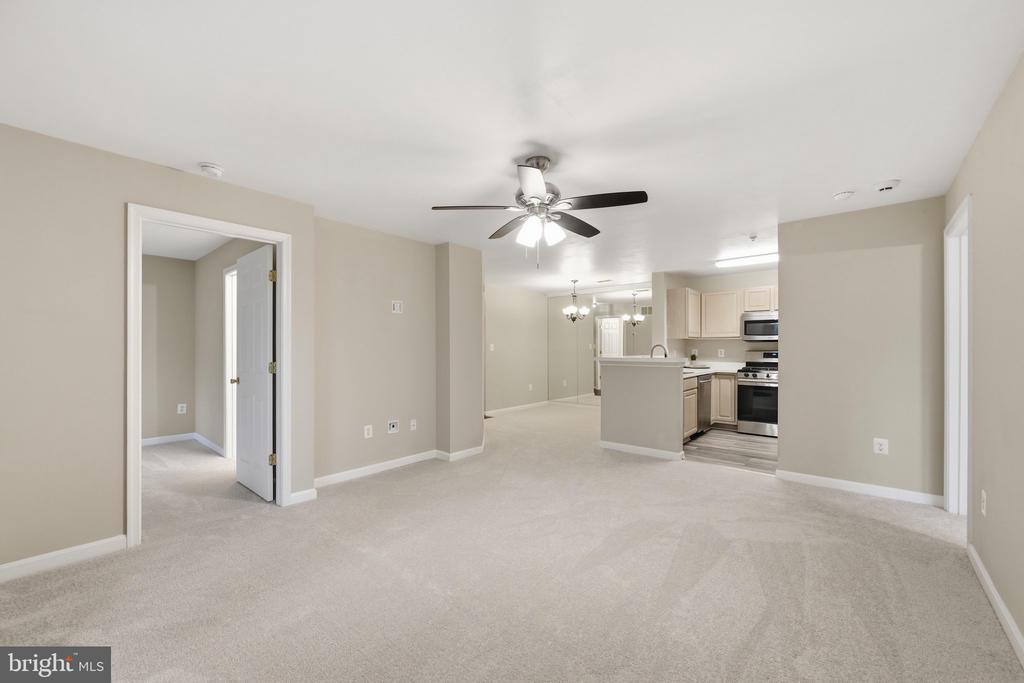 13300 KILMARNOCK WAY Unit: 7-F