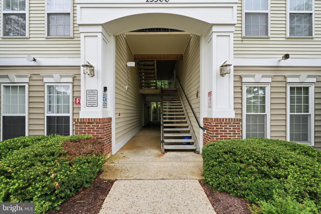13300 KILMARNOCK WAY Unit: 7-F