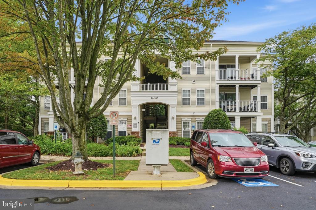13300 KILMARNOCK WAY Unit: 7-F