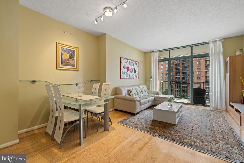 11700 OLD GEORGETOWN ROAD Unit: 806