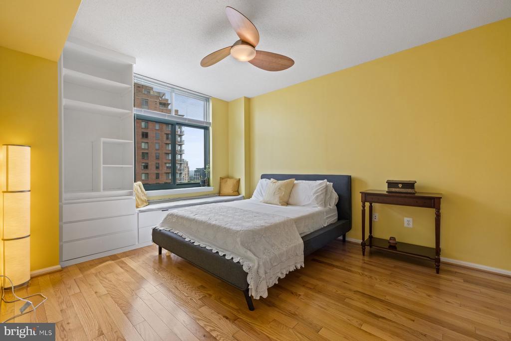 11700 OLD GEORGETOWN ROAD Unit: 806