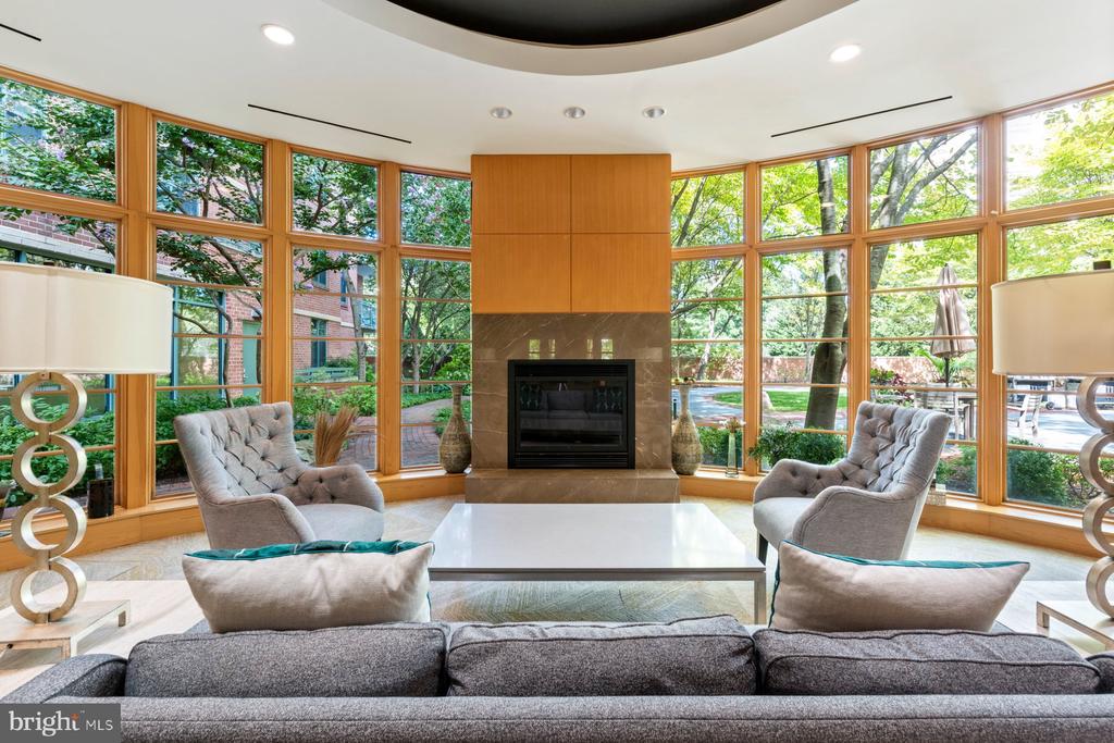 11700 OLD GEORGETOWN ROAD Unit: 806