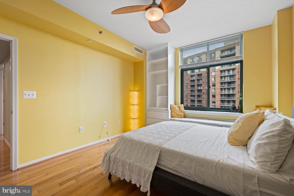 11700 OLD GEORGETOWN ROAD Unit: 806