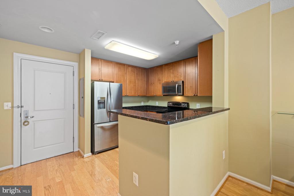11700 OLD GEORGETOWN ROAD Unit: 806