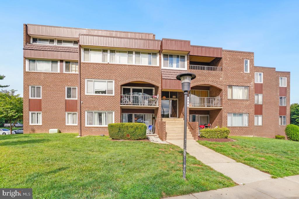 454 GIRARD STREET Unit: 373