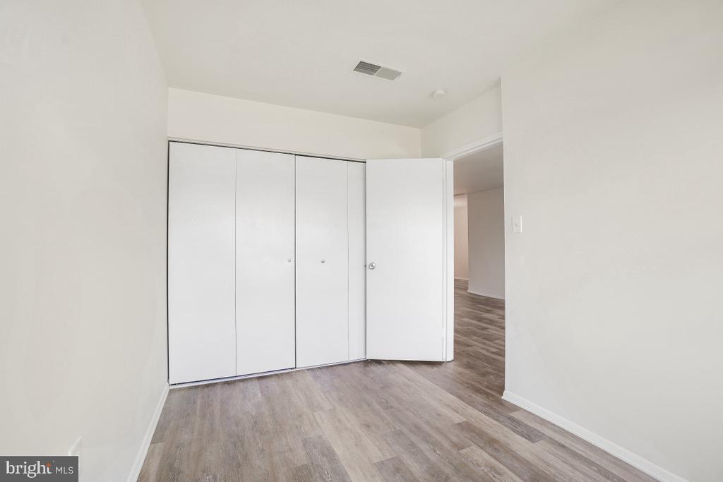 454 GIRARD STREET Unit: 373