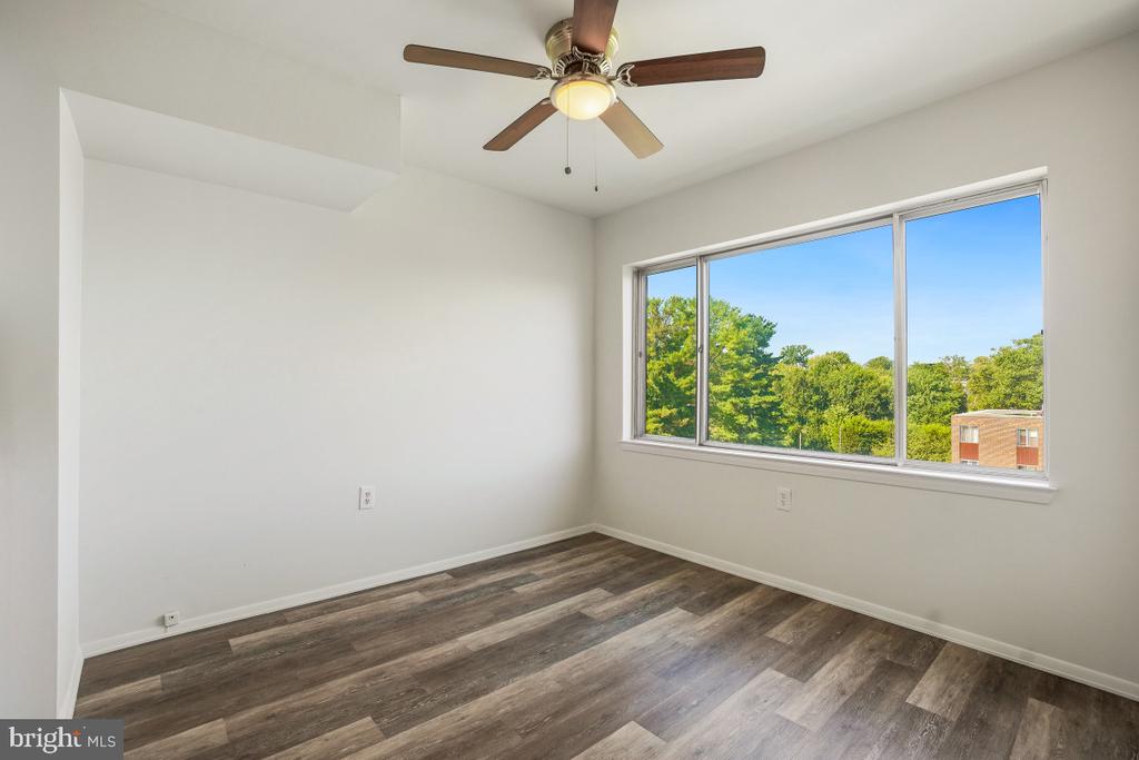 454 GIRARD STREET Unit: 373
