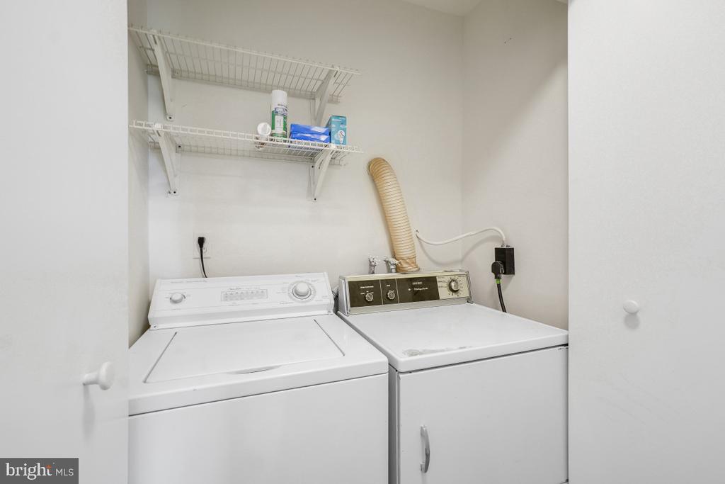454 GIRARD STREET Unit: 373