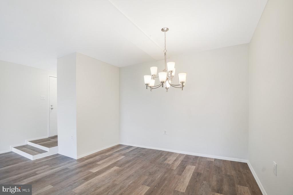 454 GIRARD STREET Unit: 373