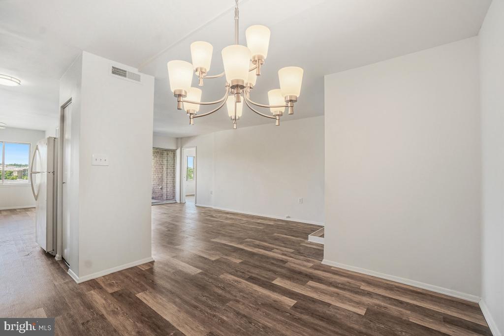 454 GIRARD STREET Unit: 373