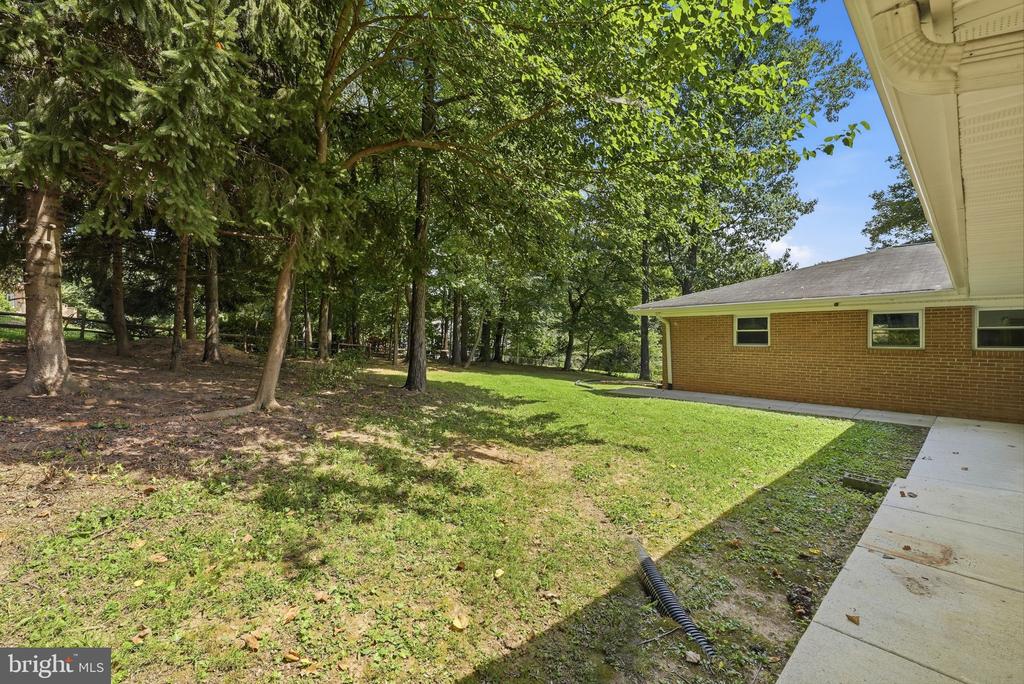 9425 EMORY GROVE ROAD