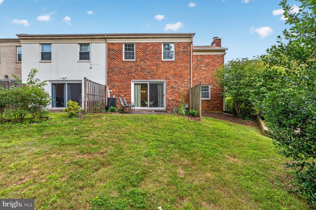 786 COLLEGE PARKWAY