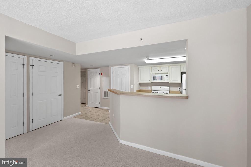 11710 OLD GEORGETOWN ROAD Unit: 722