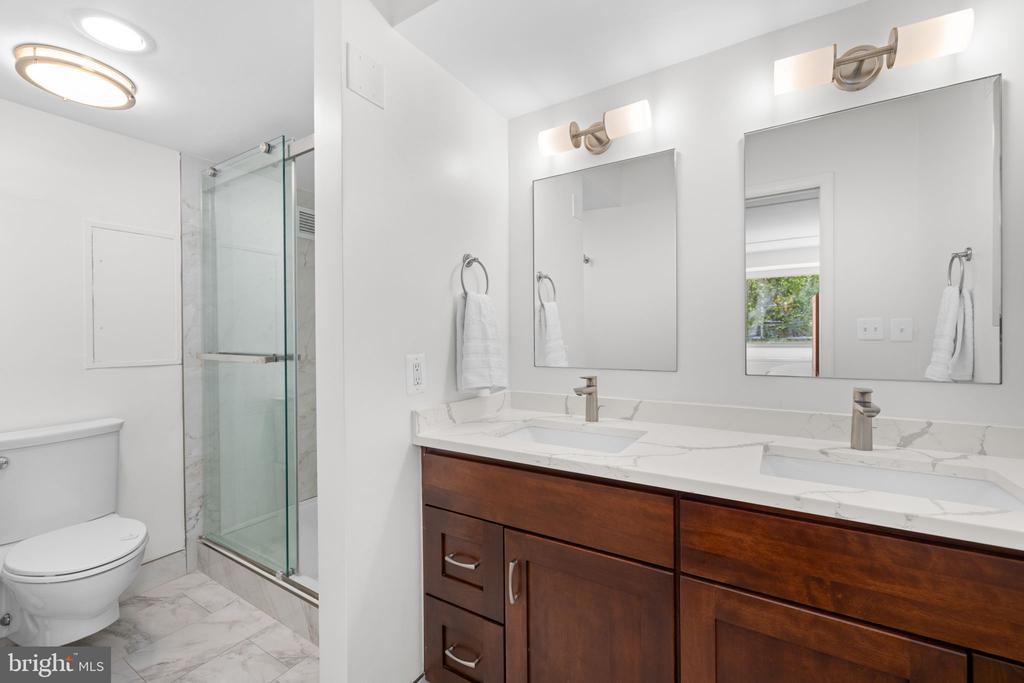 4515 WILLARD AVENUE Unit: 509S