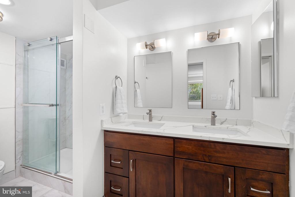 4515 WILLARD AVENUE Unit: 509S