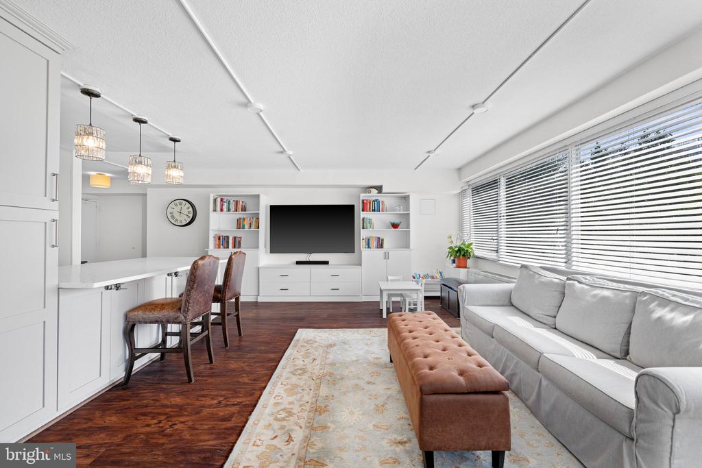 4515 WILLARD AVENUE Unit: 509S
