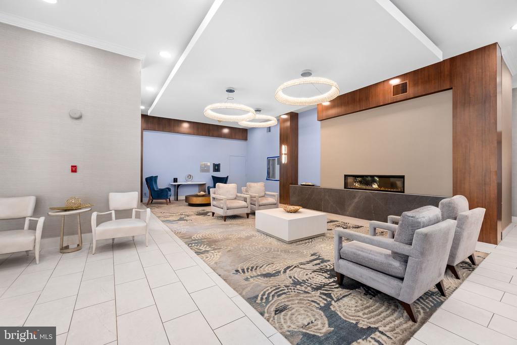 4515 WILLARD AVENUE Unit: 509S