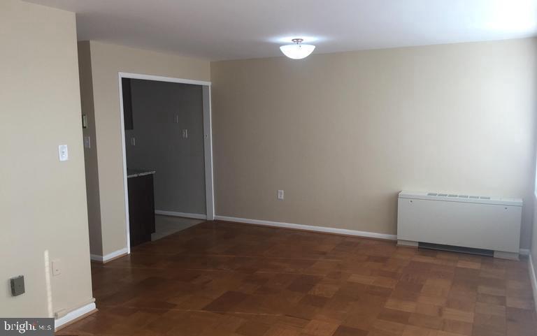 10201 GROSVENOR PLACE Unit: 1123