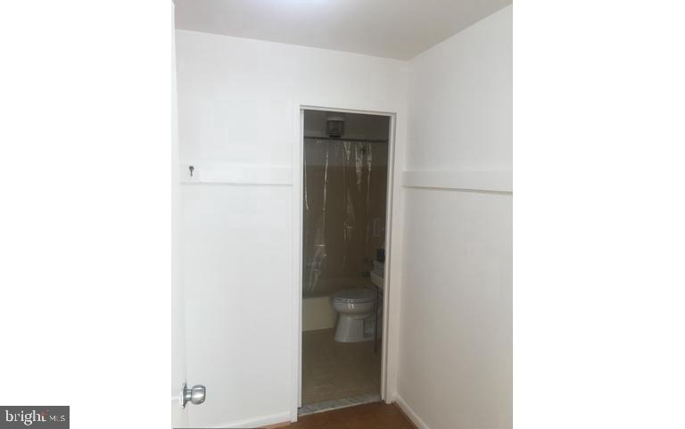 10201 GROSVENOR PLACE Unit: 1123