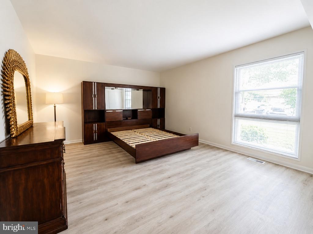 3386 CHISWICK Unit: 50-1A