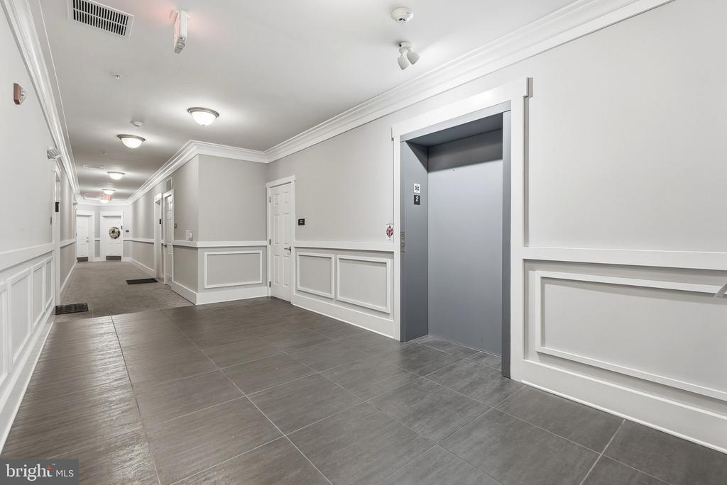 3825 DOC BERLIN DRIVE Unit: 22