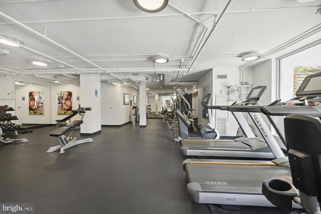 5101 RIVER ROAD W Unit: 1912