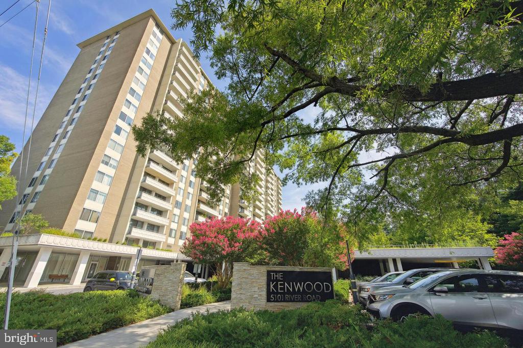 5101 RIVER ROAD W Unit: 1912