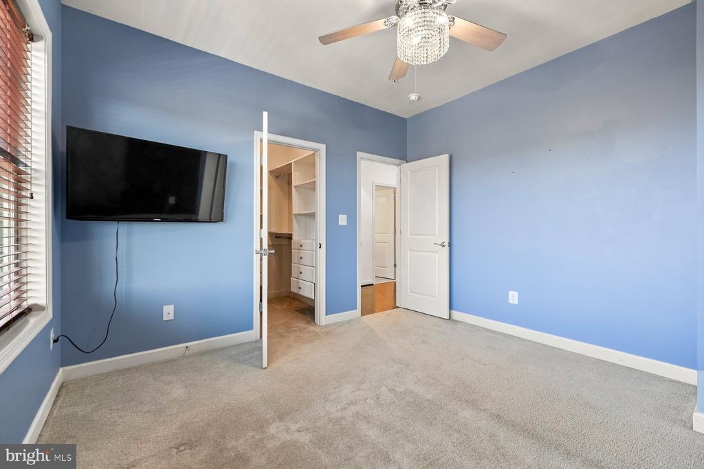 13802 TRIBUTE PARKWAY