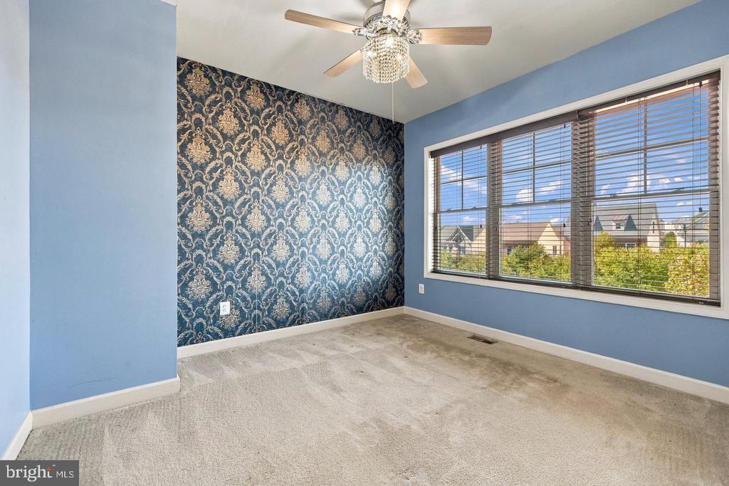 13802 TRIBUTE PARKWAY