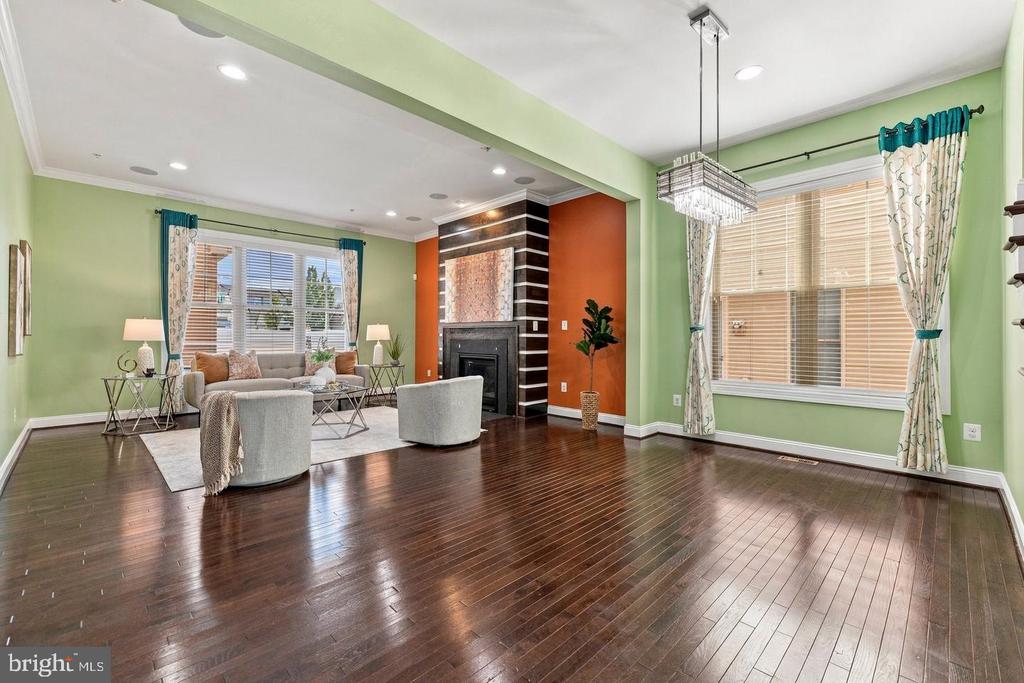 13802 TRIBUTE PARKWAY