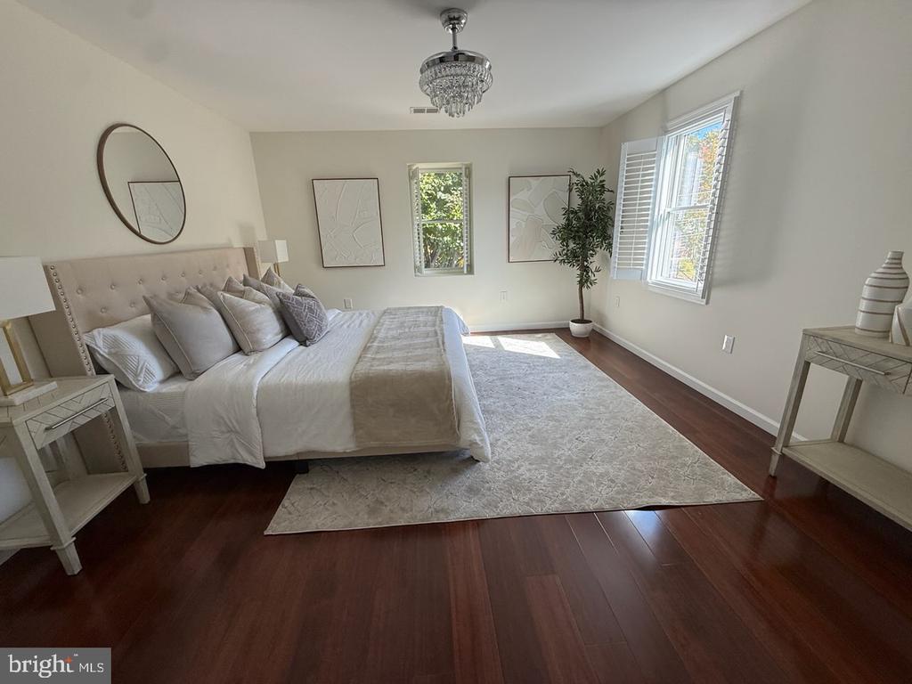406 LEIGHTON AVENUE