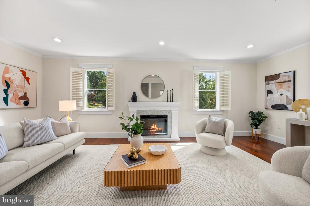 406 LEIGHTON AVENUE