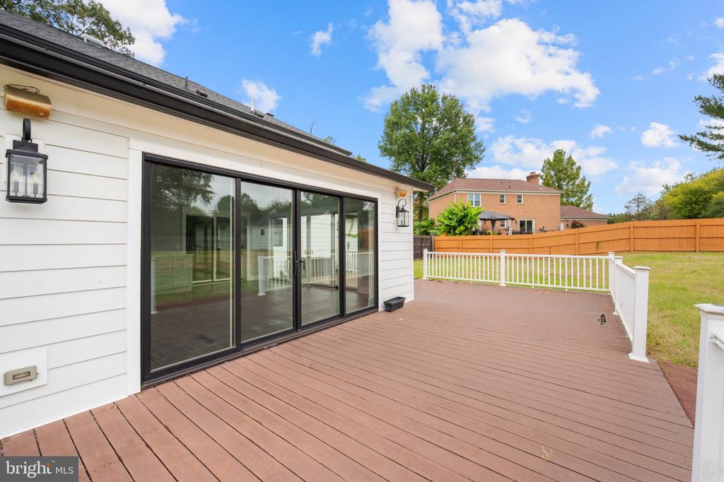 15413 PEACH ORCHARD ROAD