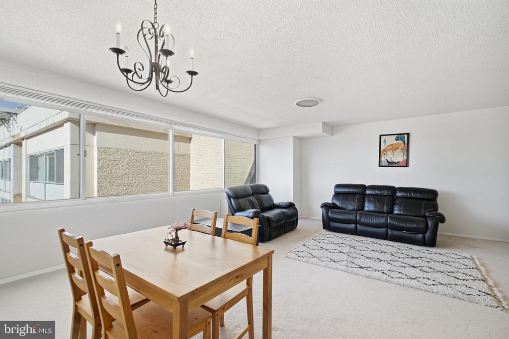 4515 WILLARD AVENUE Unit: 2415S