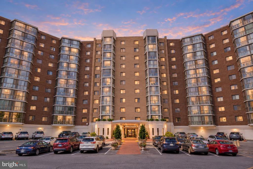 15115 INTERLACHEN DRIVE Unit: 3-601