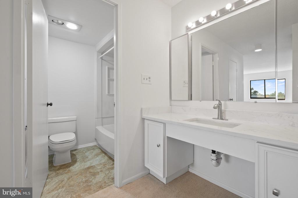 15115 INTERLACHEN DRIVE Unit: 3-601