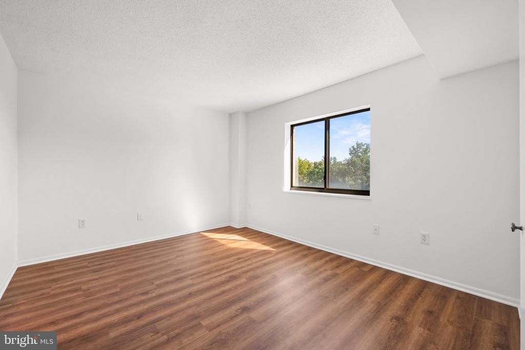 15115 INTERLACHEN DRIVE Unit: 3-601