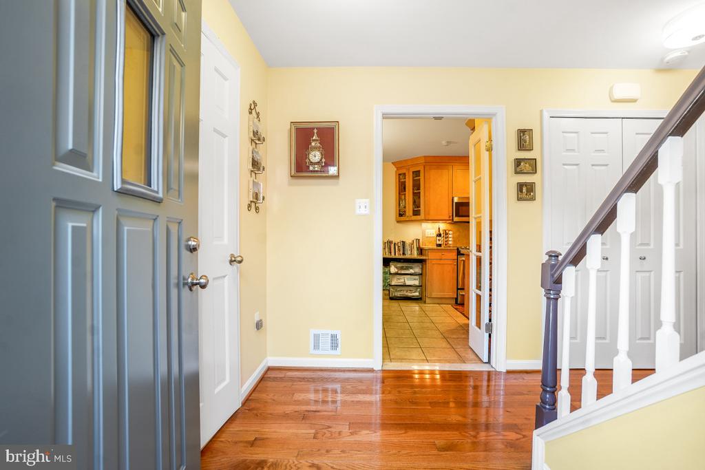 7368 WESTLAKE TERRACE Unit: 111