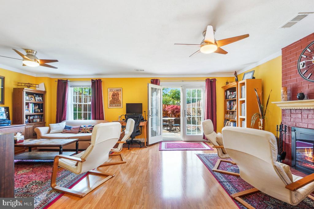 7368 WESTLAKE TERRACE Unit: 111