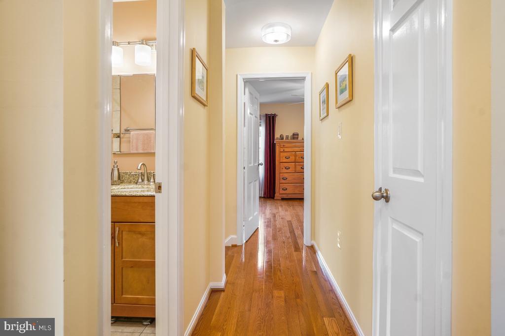 7368 WESTLAKE TERRACE Unit: 111
