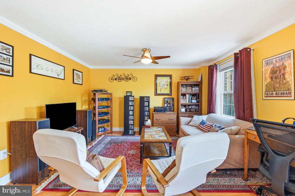 7368 WESTLAKE TERRACE Unit: 111