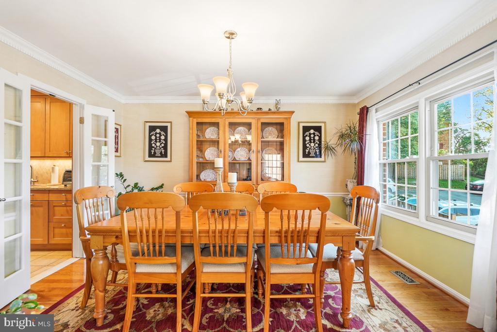 7368 WESTLAKE TERRACE Unit: 111