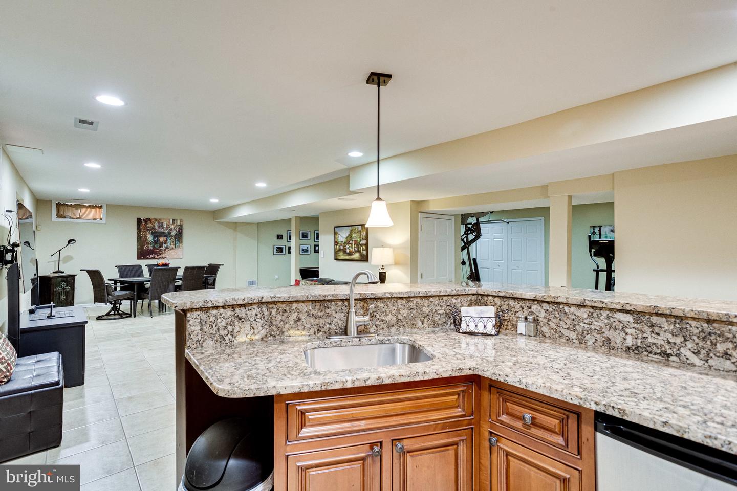 3000 Northern Dancer ROAD