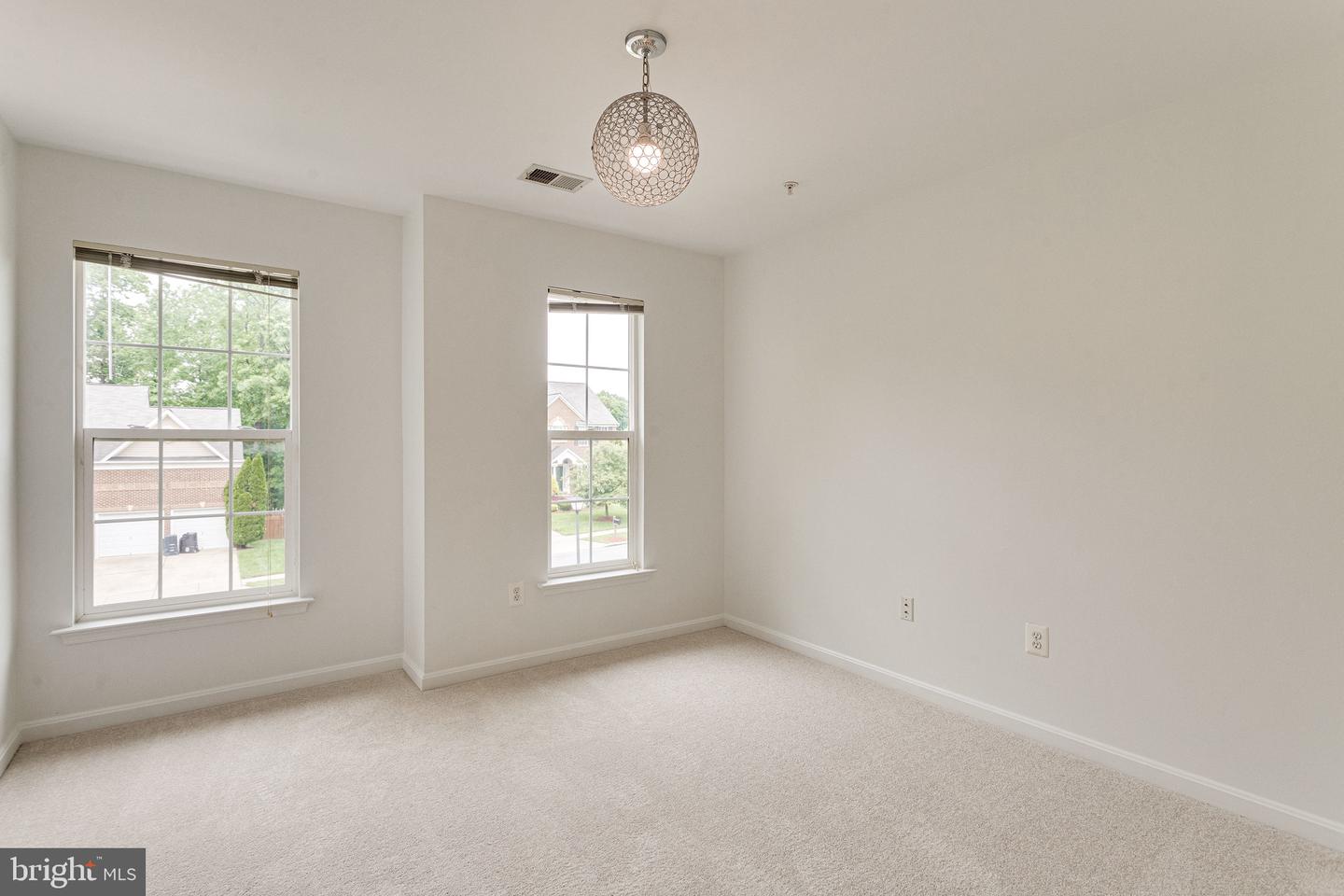 7609 Alloway LANE